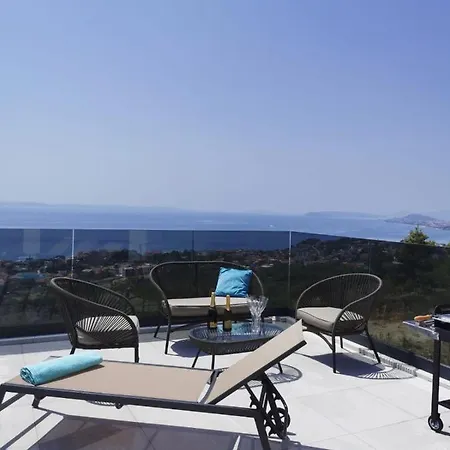 Villa Perla * Podstrana